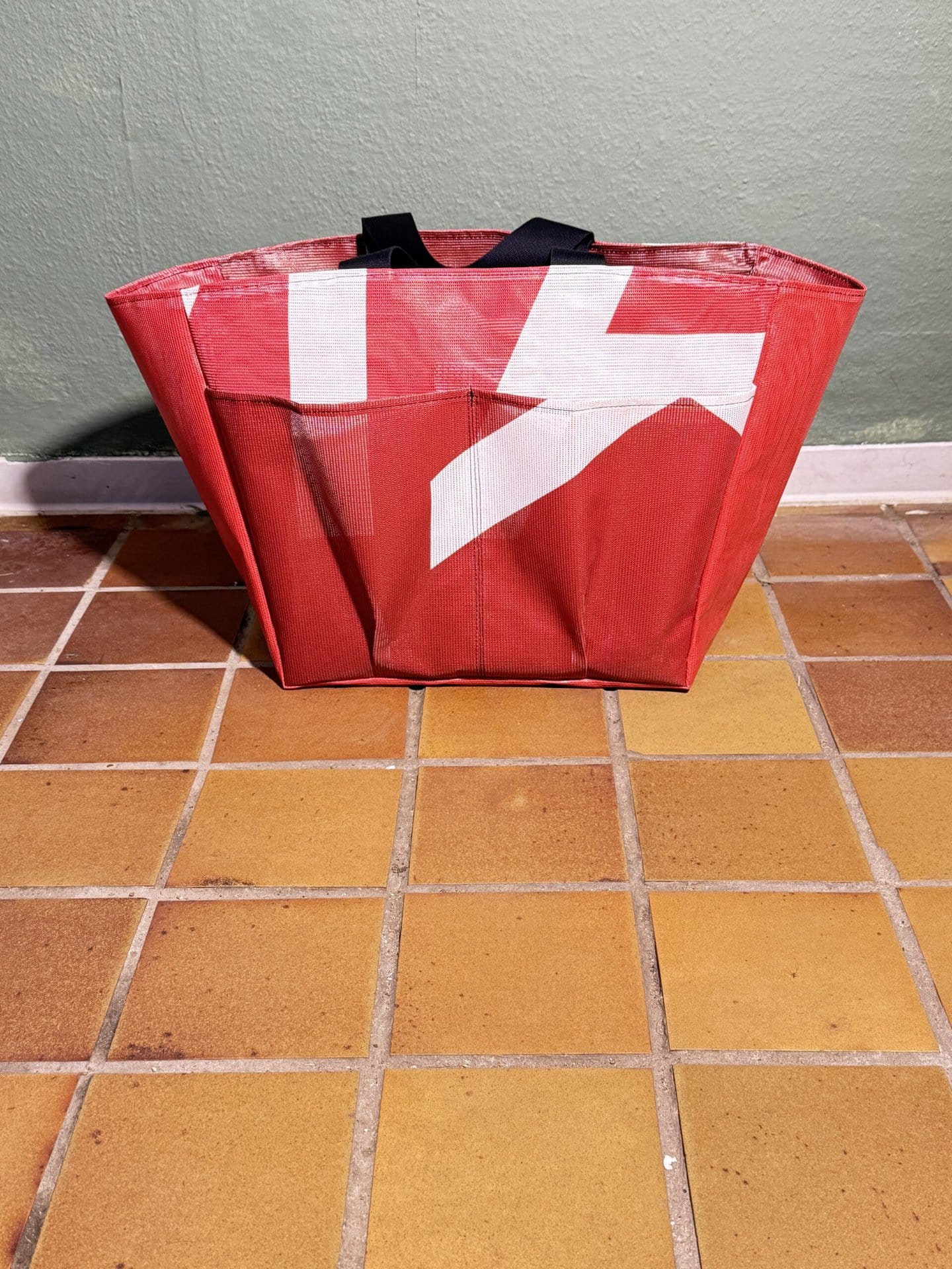 Markttasche 2.0 – Rot, Weiß – Reißverschluss: Schwarz – Bild 6