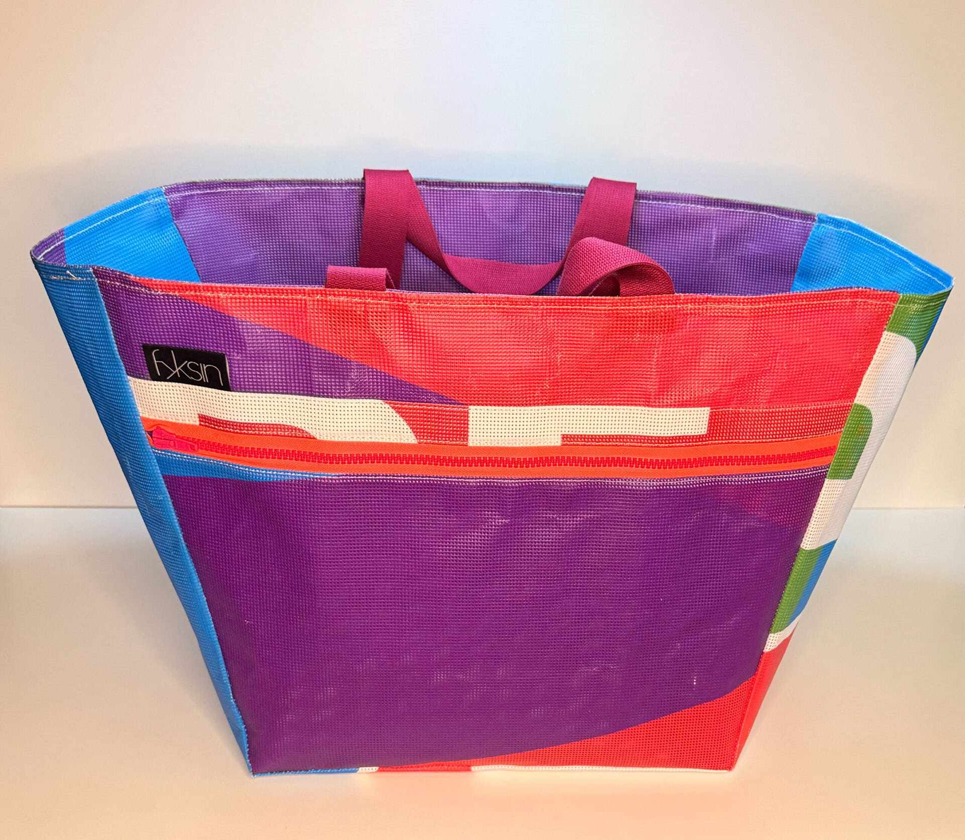 Markttasche 2.0 – Lila, Blau, Rot – Reißverschluss Neonpink